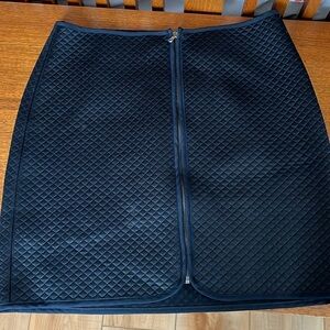 Deep blue patterned skirt zipperr up front